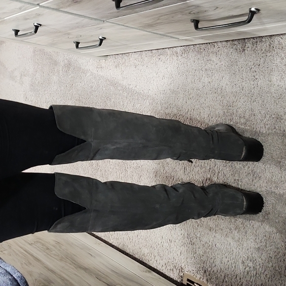 Michael Kors Charcoal Grey Paulette Suede Knee High Boots - Picture 9 of 10